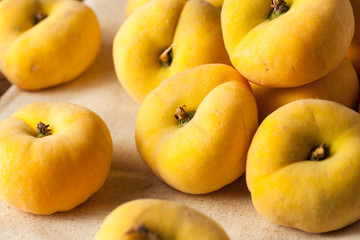 Raw Organic Yellow Pie Peaches