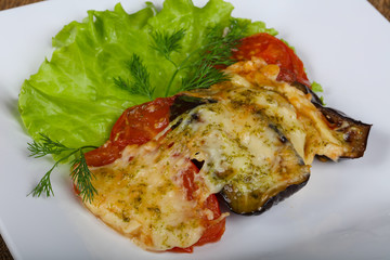 Vegerables baked with cheese
