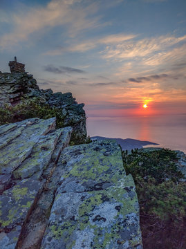 Sunrise on Thassos, view from Ipsarion mountain