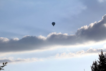 Ballonfahrt am Horizont