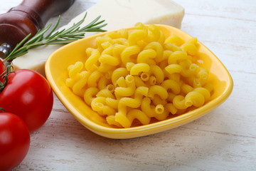 Raw fussili