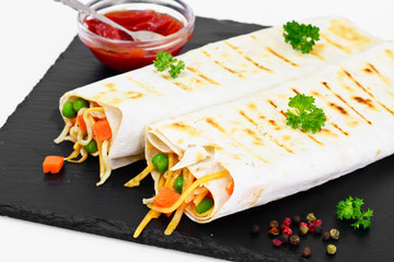 Pita Bread with Vegetables, Chinese Noodles and Arugula