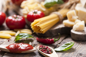 Pasta with  tomatoes and other ingredients
