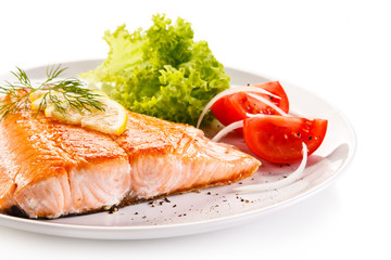 Roasted salmon and vegetables 