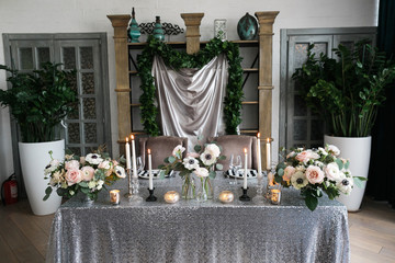 Table setting. Wedding decor. Table decor in dark tones. Festive decor. 