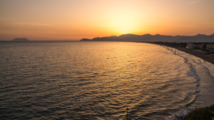Fototapeta premium sunset on the beach of Sperlonga, Italy