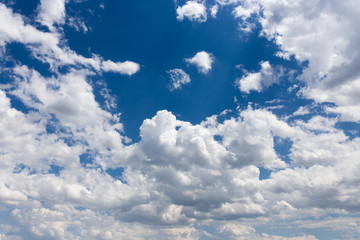 Naklejka na ściany i meble beautiful clouds against blue sky