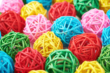 Surface covered with straw balls