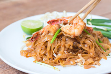 Shrimps Pad Thai, Thai Food, Thailand's national dishes.