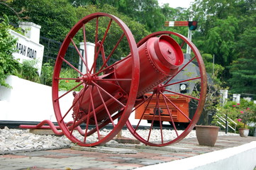 Old military fire extinguisher 