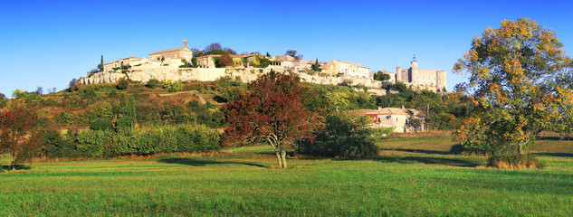 La colline de Lussan
