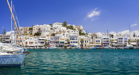 Fototapeta na wymiar Greek holidays- pictorial island Naxos, Cyclades