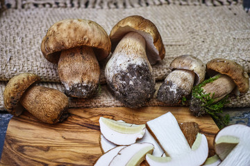 Boletus edulis (king bolete) on a wooden table