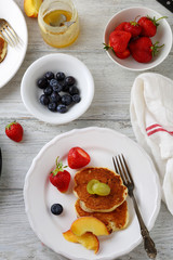 pancakes with fruits