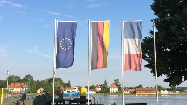 Deutsch-Franz&ouml;sische Grenze am Rhein