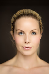 Fototapeta premium Studio portrait of attractive woman