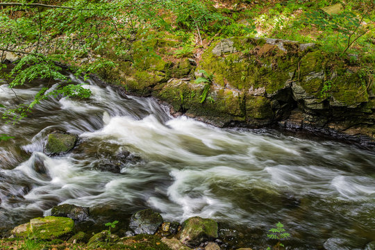 Rei&szlig;ende Flusspassage, Bodekessel
