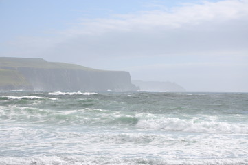 Fototapeta na wymiar plage de sable fin et cotes irlande