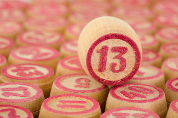 Obraz premium Counter of a bingo with number thirteen