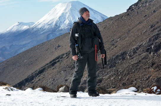 Travel photographer hike the Tongariro crossing