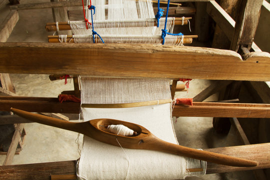 Thai northern traditional Silk threads Wooden Loom
