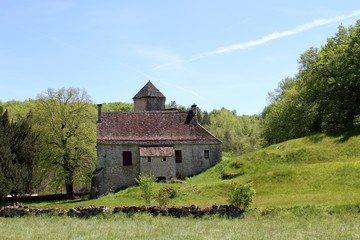 ancien manoir en Dordogne