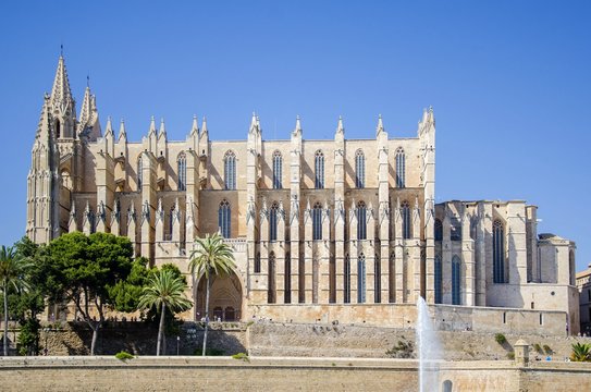 La Catedral-Basílica de Santa María de Palma de Mallorca