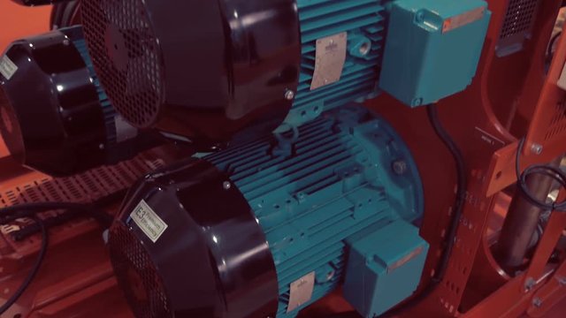 Powerful electric motors as part of the fire-extinguishing system