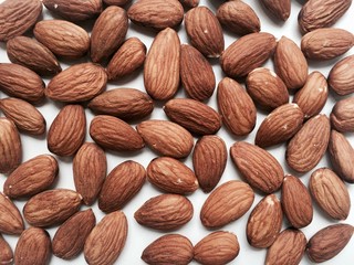 dried almonds