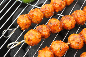 brochettes de boulettes 18072016