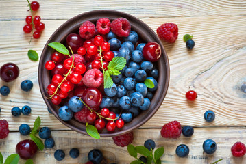 Various  summer berries
