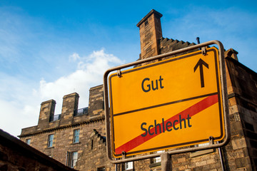 Obraz premium Schild 114 - Schlecht