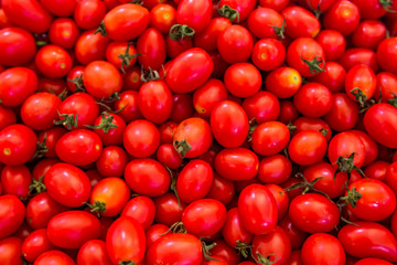 Group of fresh tomatoes