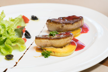 foie gras with sauce
