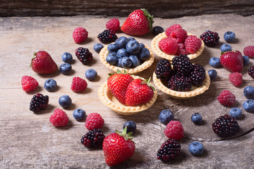 berries : raspberries , blueberries , blackberries , strawberrie