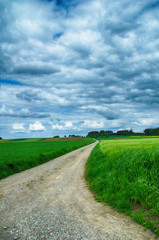 Fototapeta na wymiar Sturmwolken über schwäbischer Landschaft