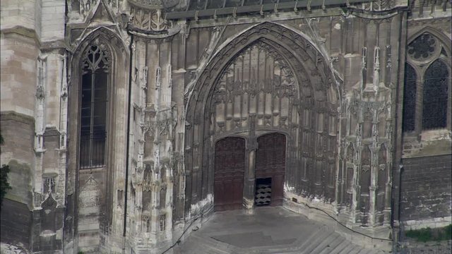 Beauvais Cathedral, Sun
