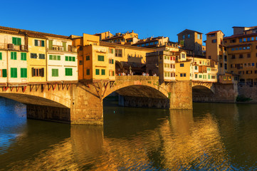 Naklejka premium Ponte Vecchio over the river Arno in Florence