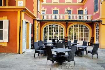 outdoor luxury cafe at italian yard