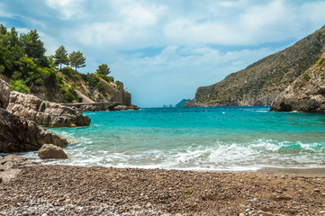 Fototapeta na wymiar Beachside in Sorrento Peninsula a front of Capri Island