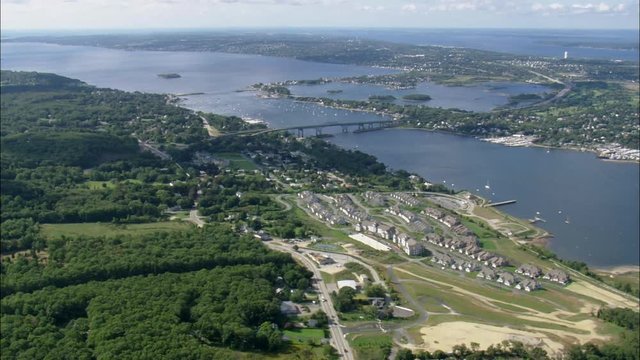 Mount Hope Bay And Tiverton