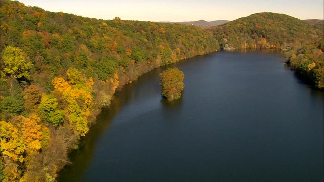 Flight Up West Side Of Lake Lillinonah