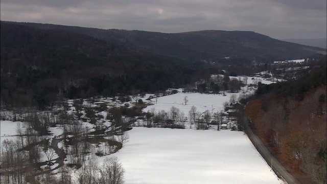 Dutton Ridge State Forest 