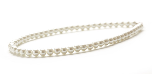 White pearl necklace of one string