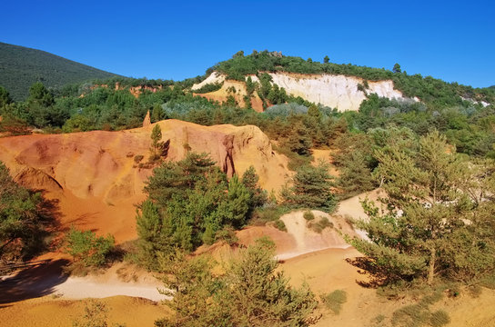 Rustel Ockerfelsen - Rustel ocre rocks 01