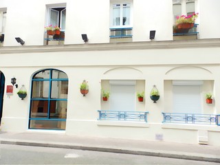 Une rue de Paris (effet peinture.)