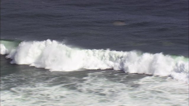 Breakers Near Cape Barracouta