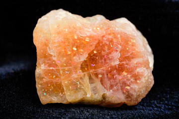 Nice uncut sunstone crystal with copper inclusions. - 116140162