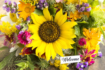 Obraz premium Welcome Card with Bouquet of Summer Flowers