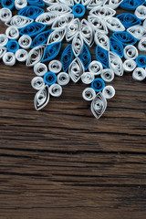 snowflake out of paper quilling